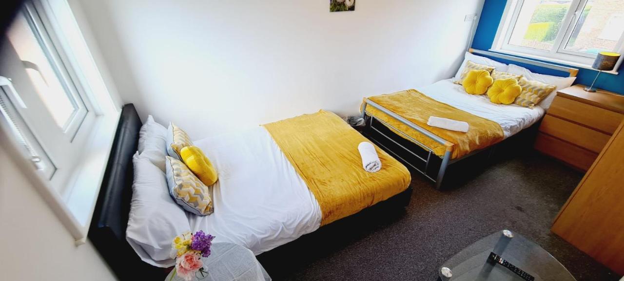 Browning House Bedrooms I Long Or Short Stay I Special Rate Available Derby Dış mekan fotoğraf