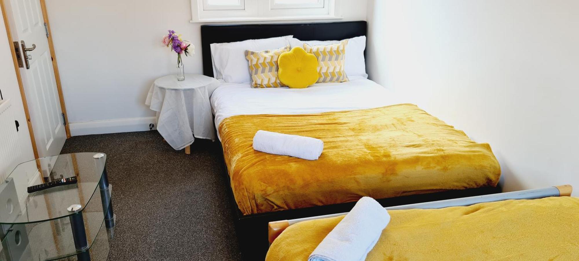 Browning House Bedrooms I Long Or Short Stay I Special Rate Available Derby Dış mekan fotoğraf