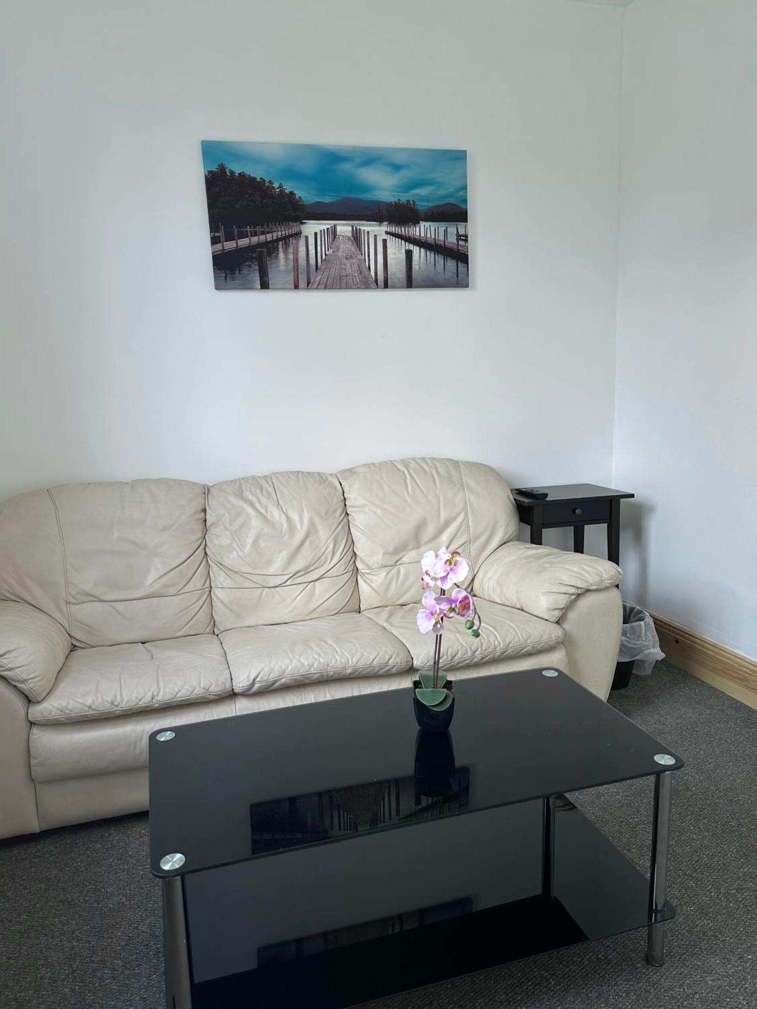 Browning House Bedrooms I Long Or Short Stay I Special Rate Available Derby Dış mekan fotoğraf